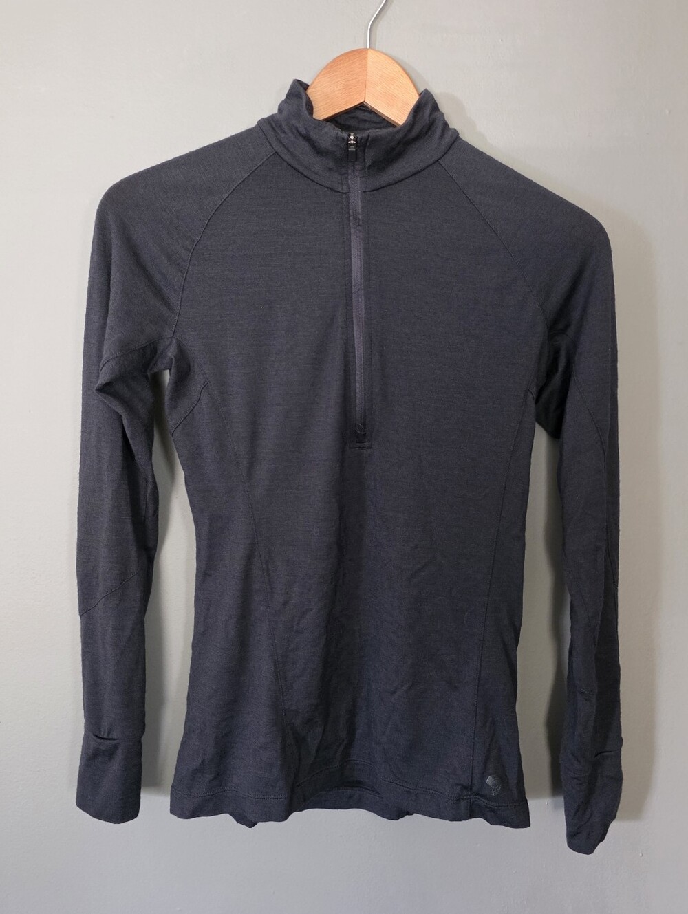 Mountain Hardwear Black Mock Neck Long Sleeve 1/4 Zip Baselayer Pullover Women S